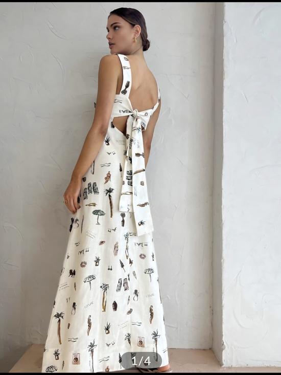 Commense Dresses & Skirts - Tropical Print Knotted Long Dress